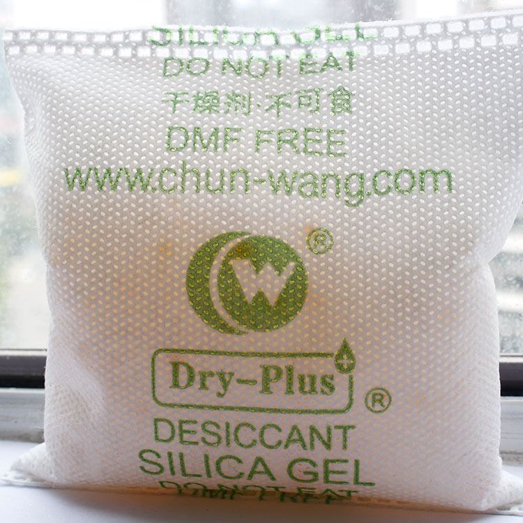 ¿Cómo debo desechar estos productos de gel de sílice?